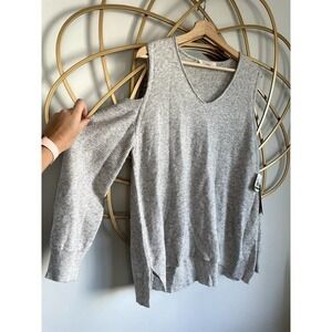 NWT Vince Camuto Open Shoulders Sweater size Large